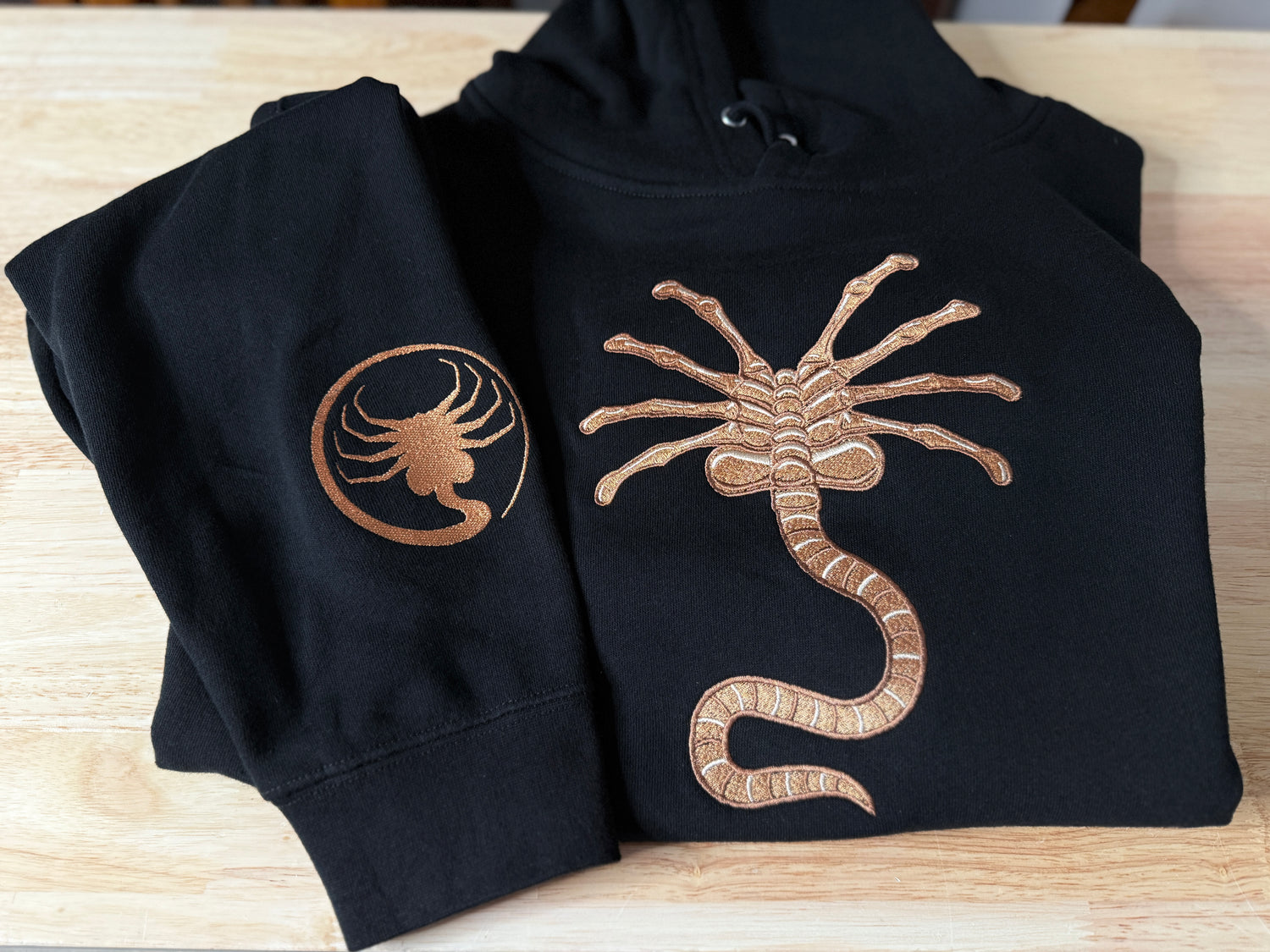 Face Grabber Alien Embroidered Sweatshirt