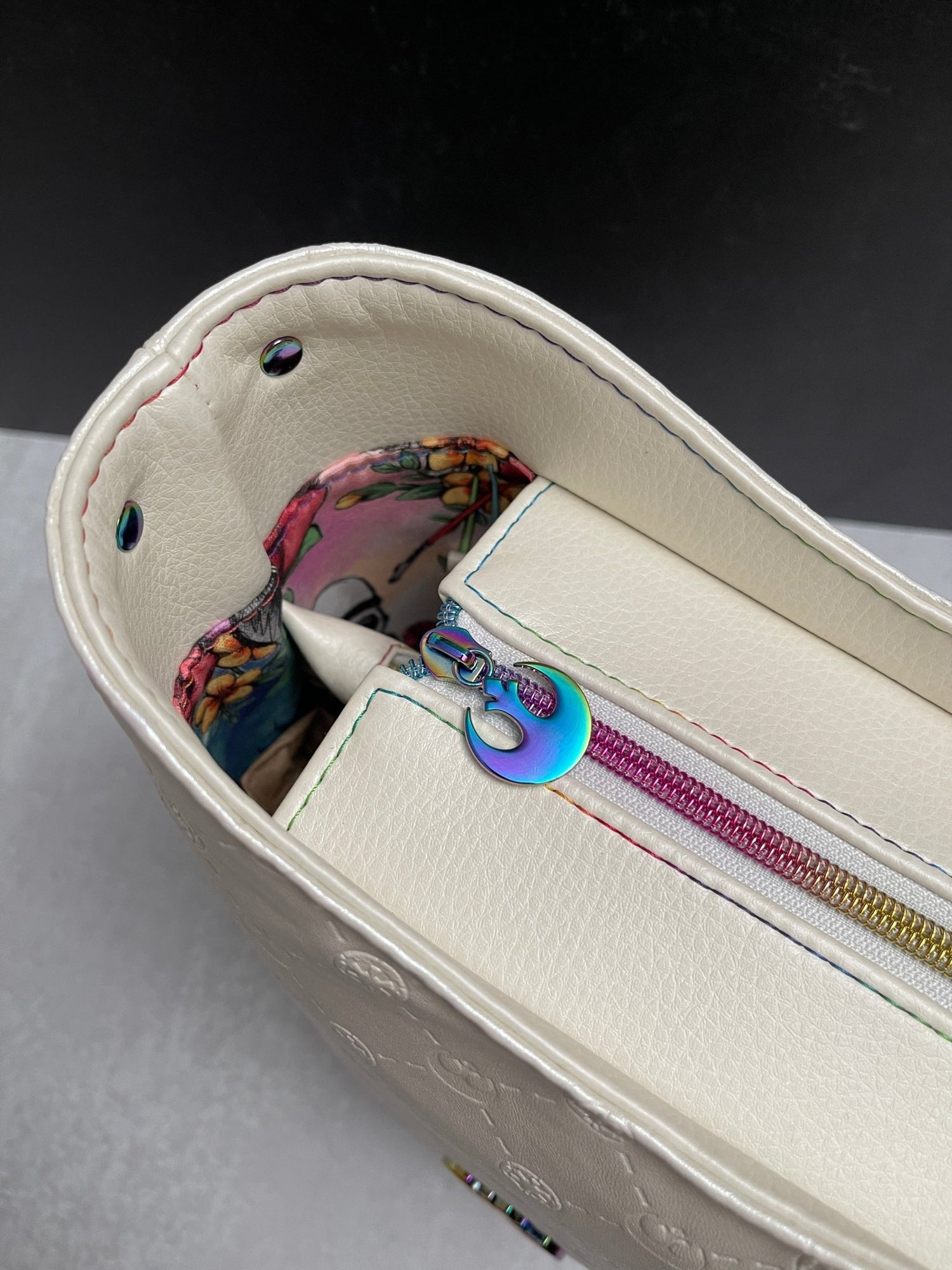 Light Side Bucket Bag - DefiantThreads