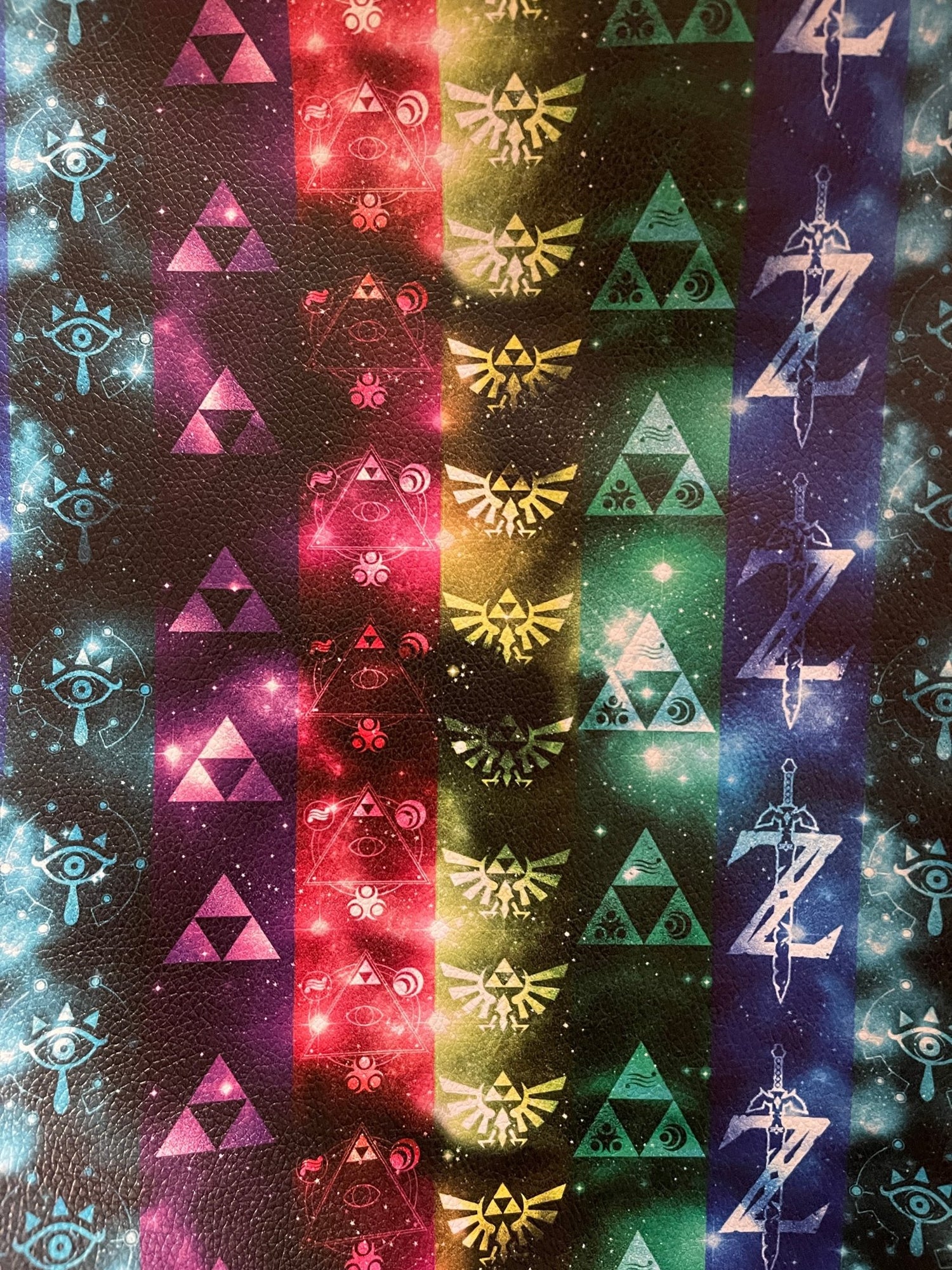 LOZ Zipper Pouch - DefiantThreads