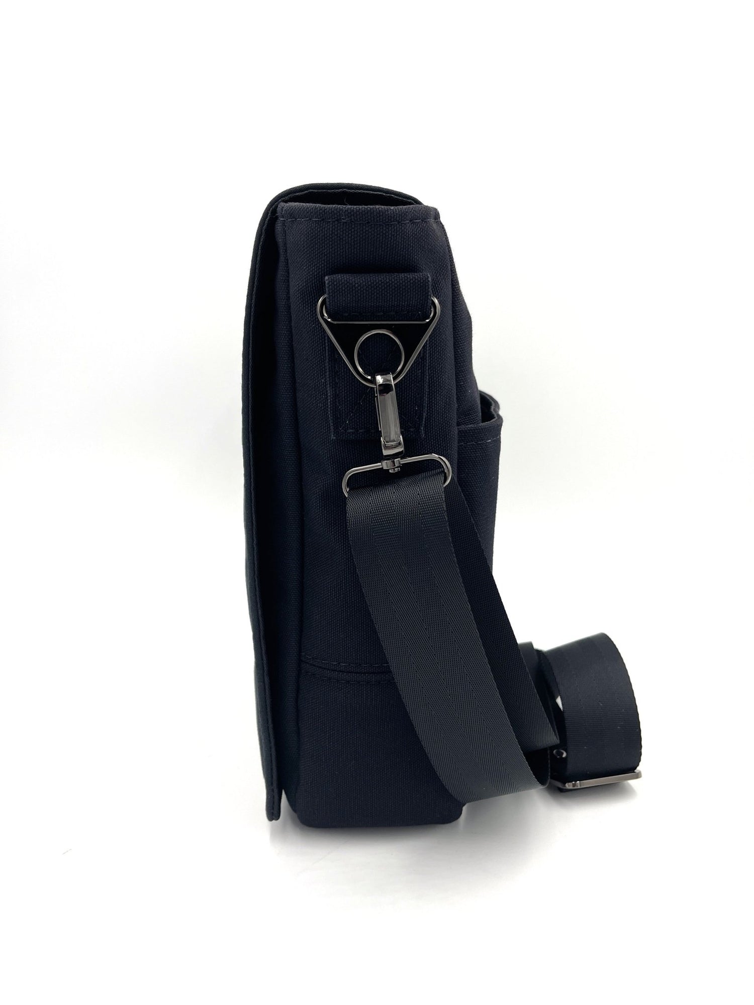 Jason Messenger Bag - DefiantThreads
