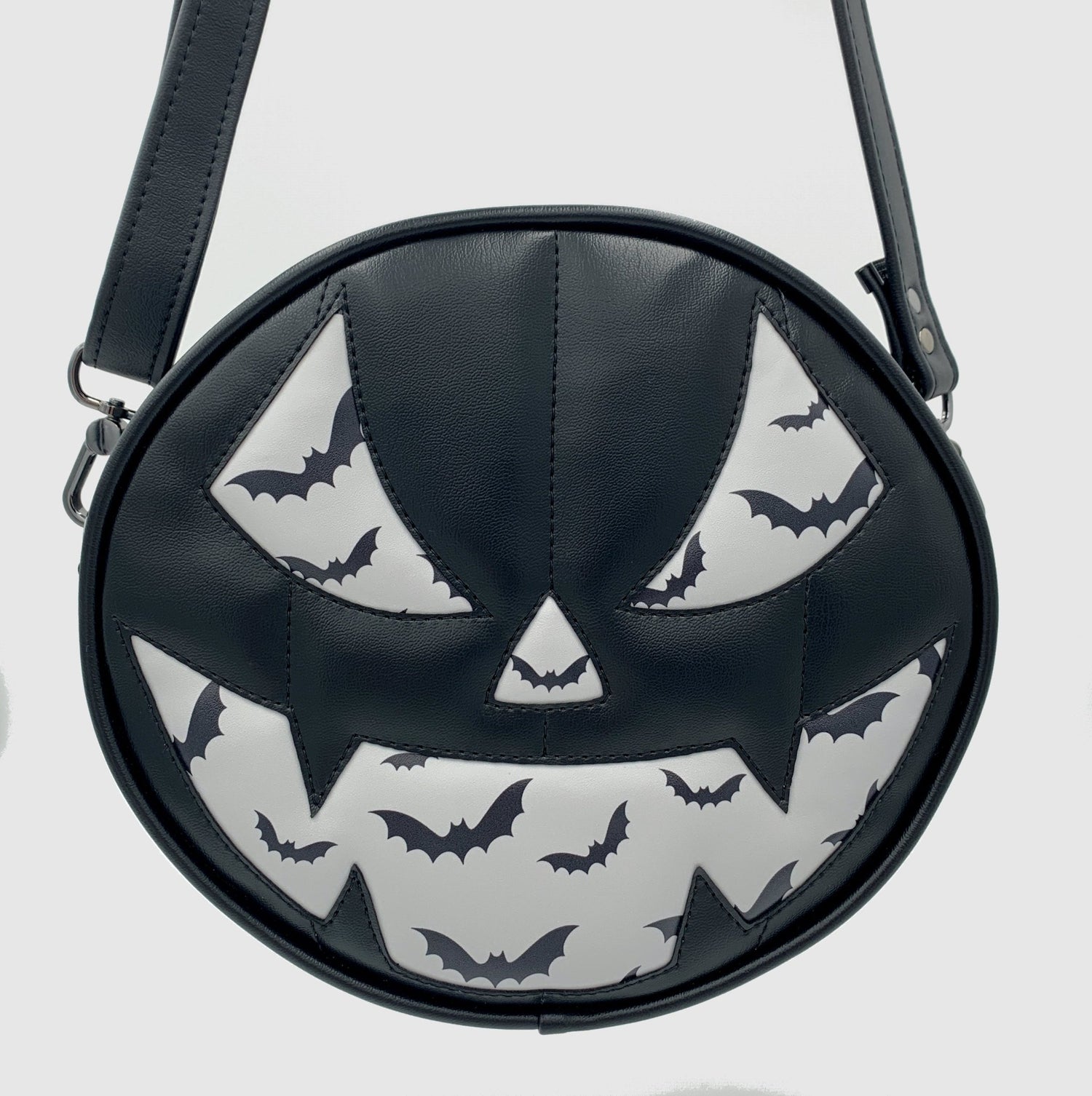 Jack - O - Lantern Black Bat Pumpkin Handbag - DefiantThreads