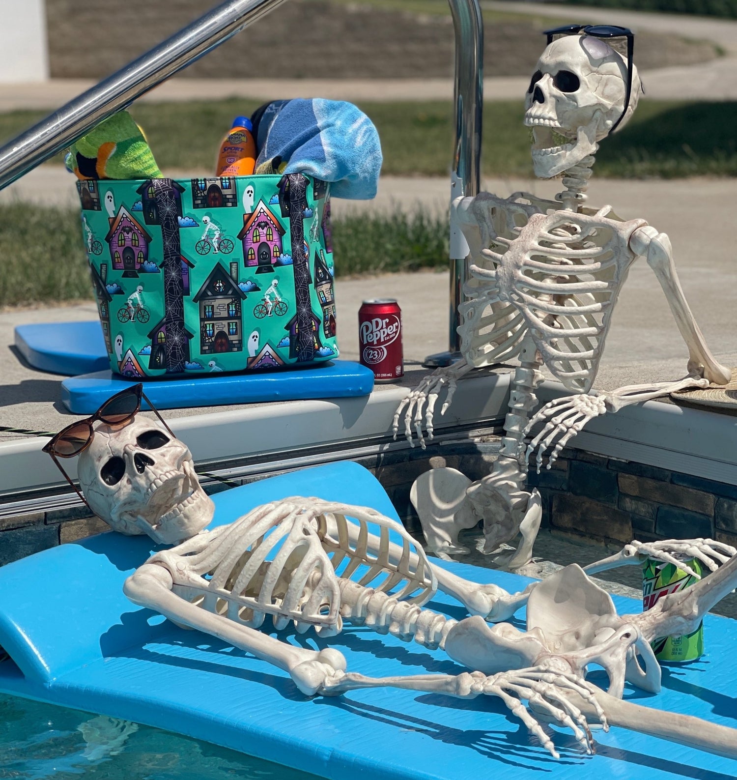 Skeleton Summertime Fun Beach Bag - DefiantThreads