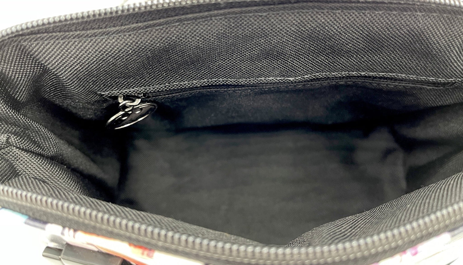 Comic Cat Burglar Domed Handbag - DefiantThreads