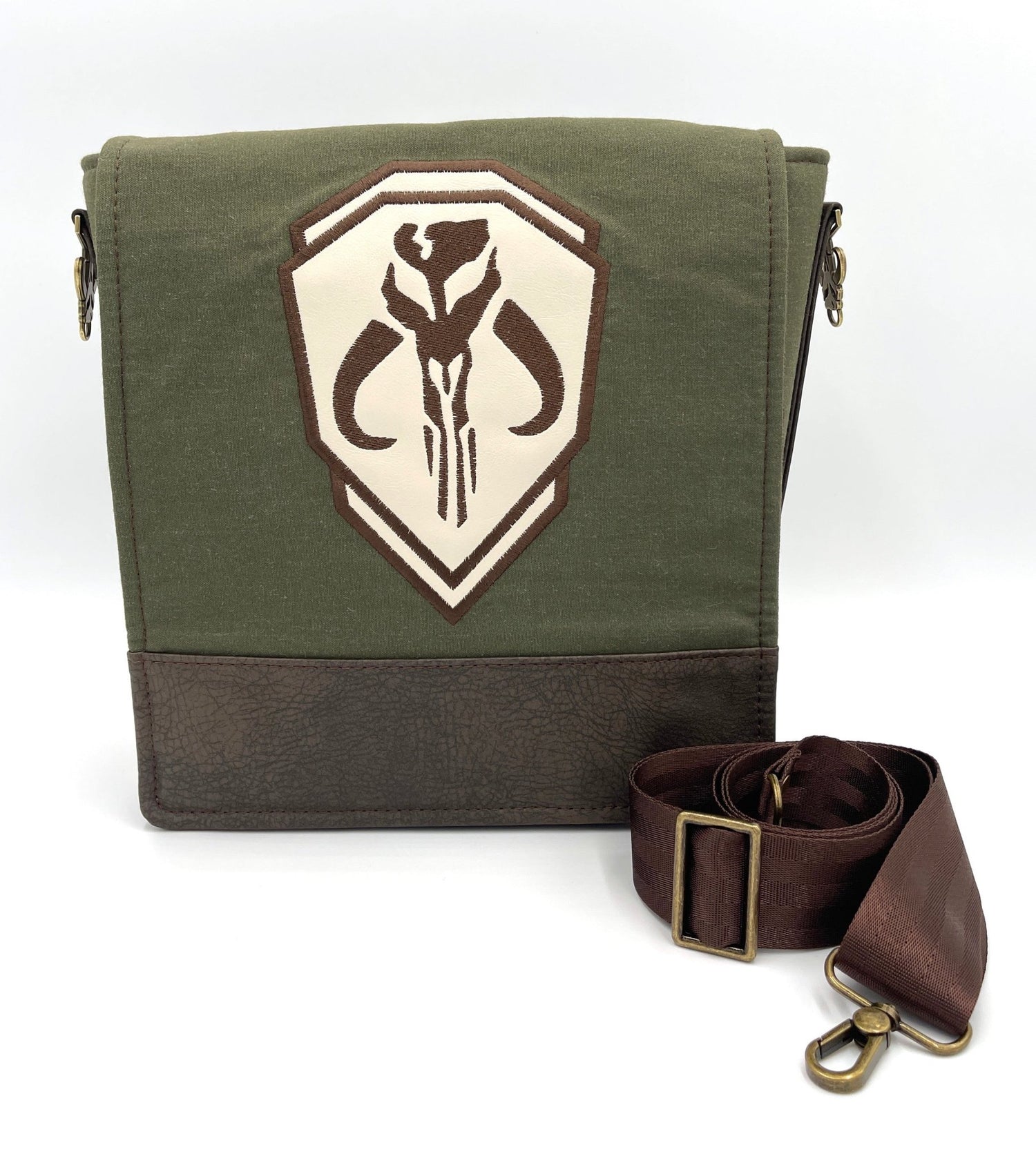 Bounty Hunter Canvas Messenger Bag - DefiantThreads