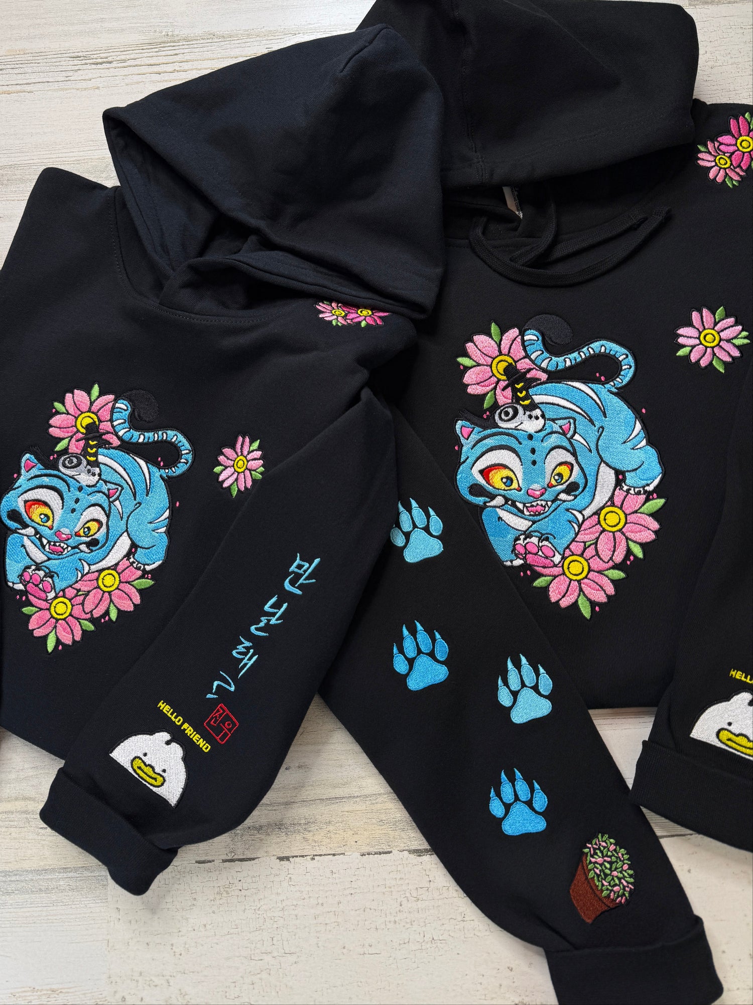 Blue Tiger Floral Embroidered Sweatshirt