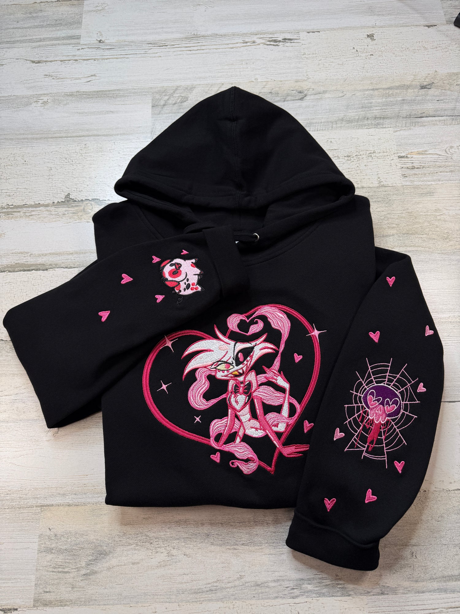 Angel Heart Embroidered Sweatshirt