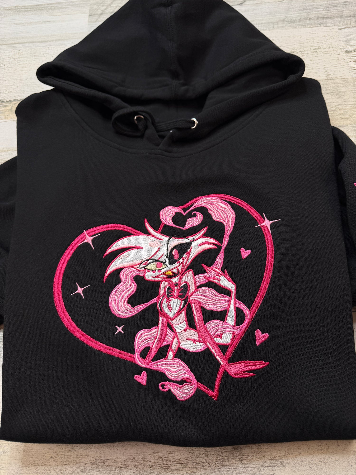 Angel Heart Embroidered Sweatshirt