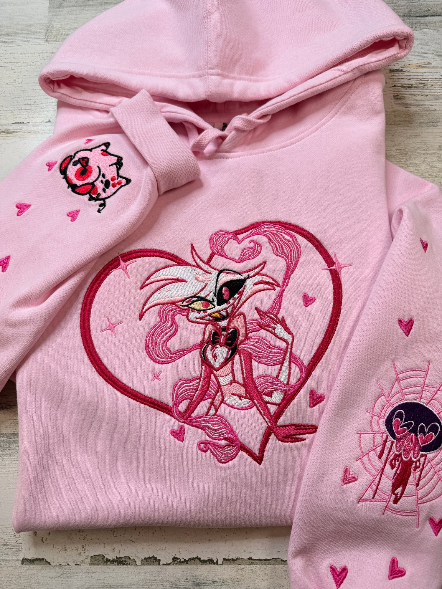 Angel Heart Embroidered Sweatshirt