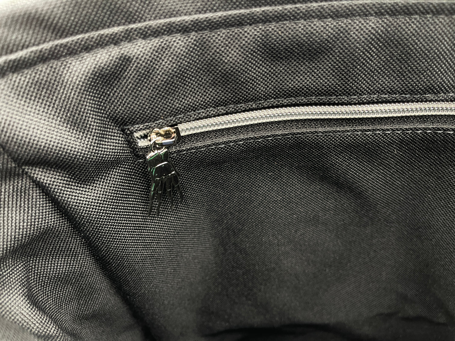 Welcome to Elm Street Messenger Bag