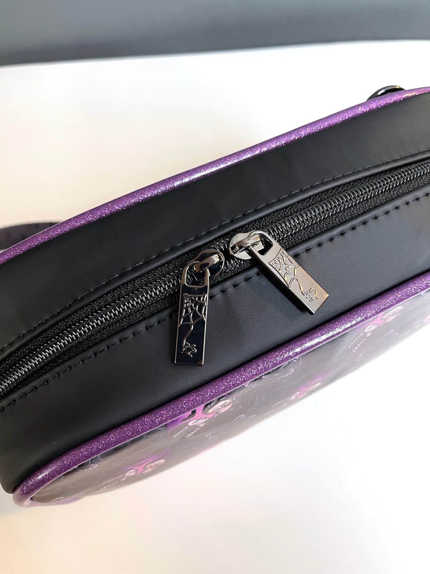 Cara Mia Crossbody Bag/Sling Bag - DefiantThreads
